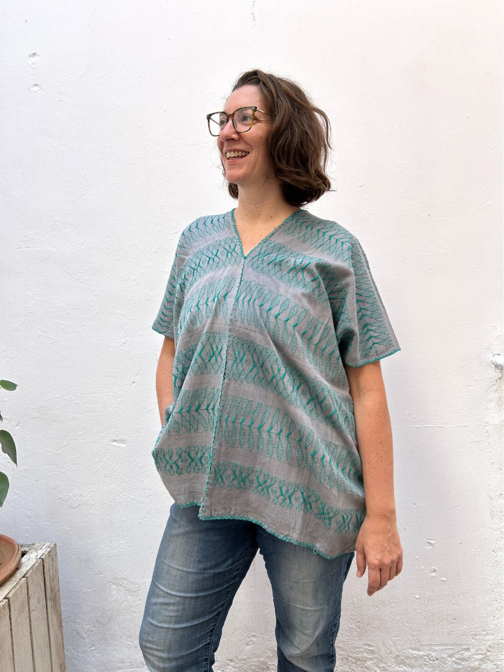 Picbil Cloud Blouse: Dark Coffee +Light Blue (L)