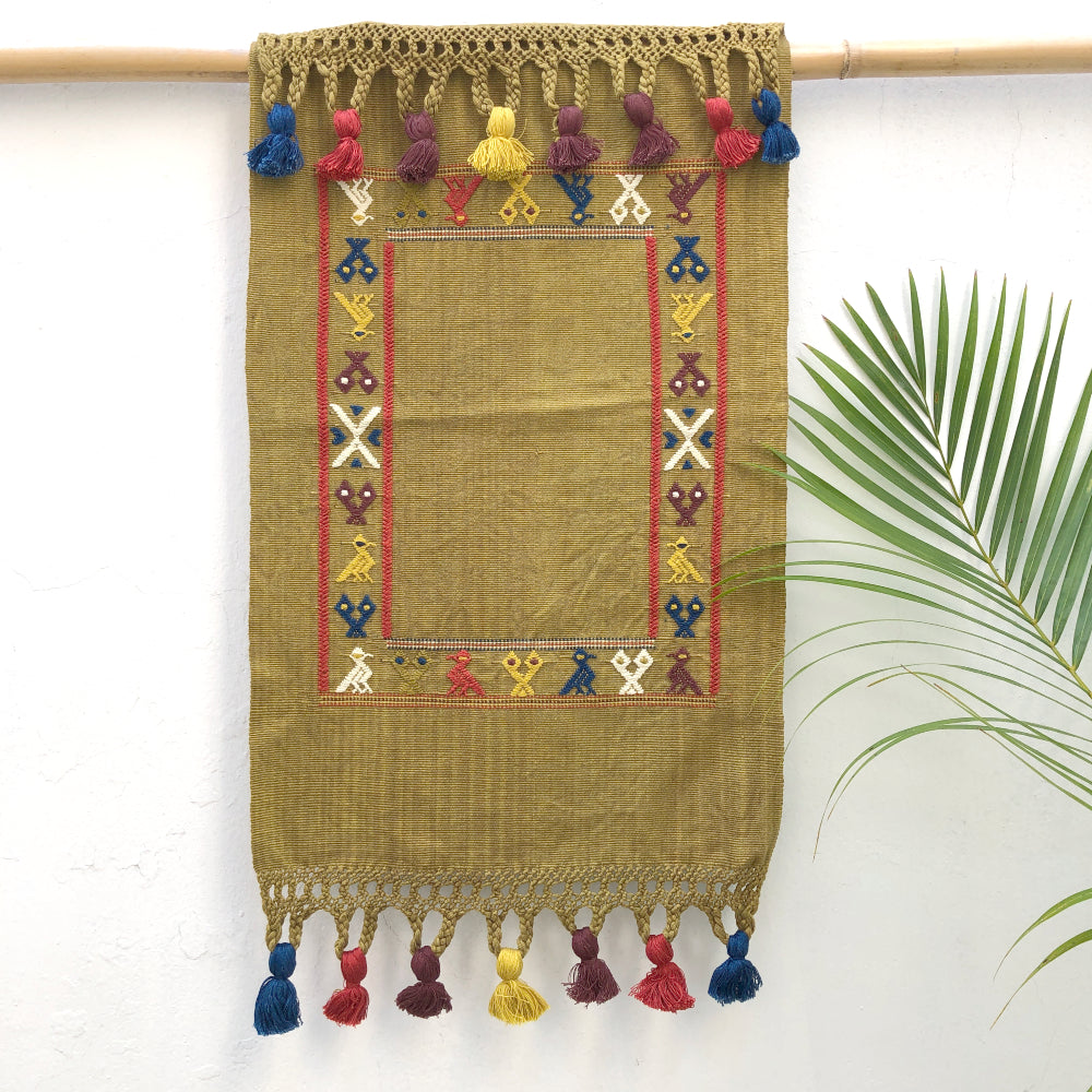 Cotzal Centerpiece: Naturally-dyed 1