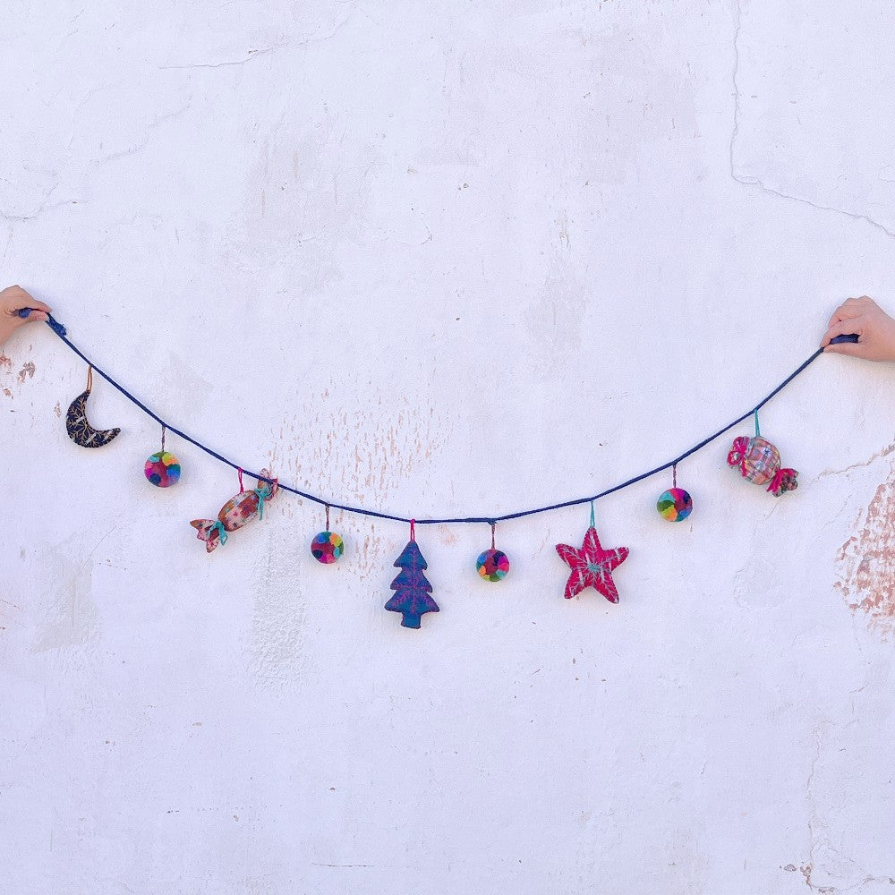 Festive Garlands: Vibrant Brights