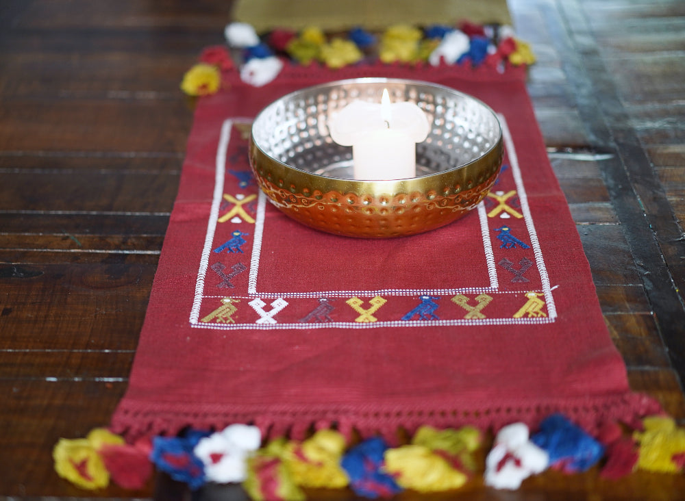 Cotzal Centerpiece: Naturally-dyed 1