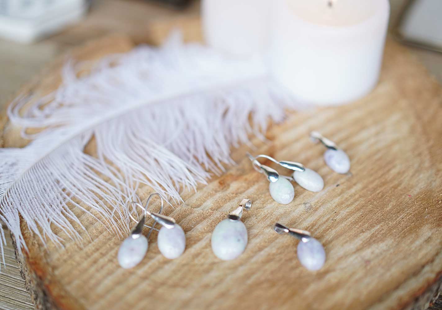 Oval Jade Earrings and Necklace Set - Lilac