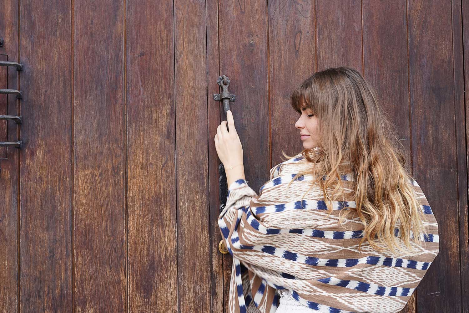 Rebozo del Lago: Charcoal