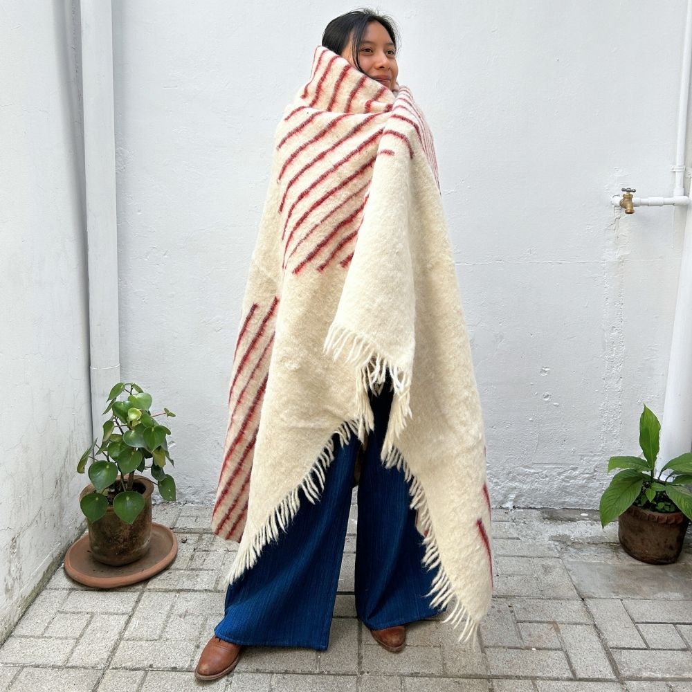 Momostenango Wool Blanket: Magenta Stipes