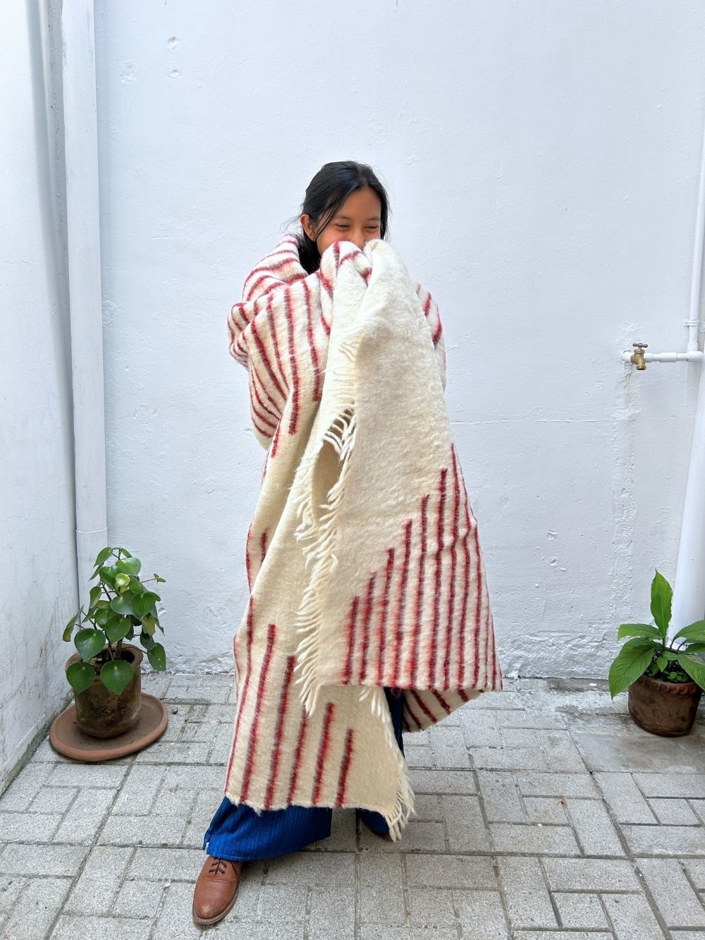 Momostenango Wool Blanket: Magenta Stipes