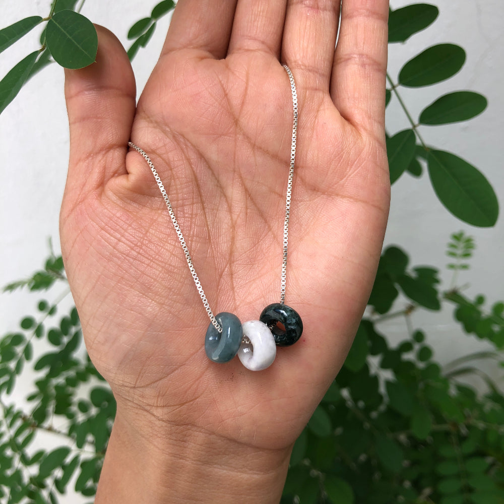 Tres Jades Necklace with Lilac Jade