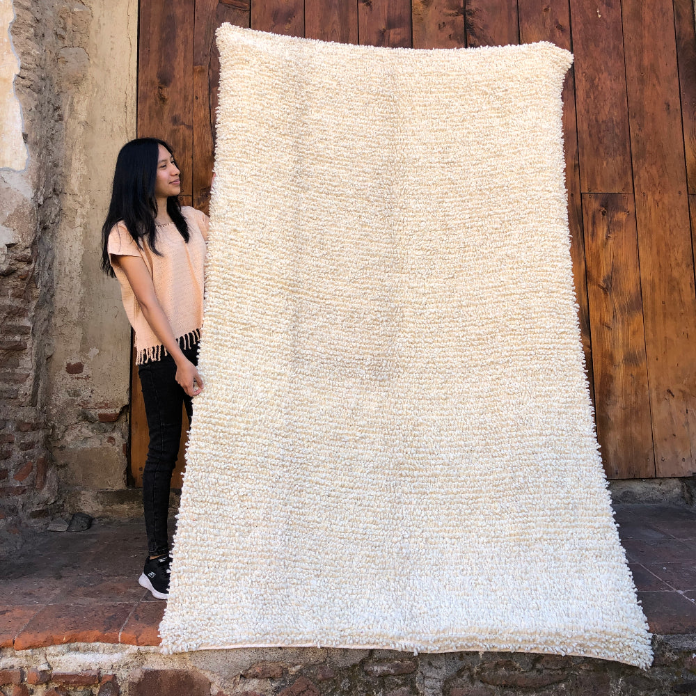 Extra Large Soft Piled-high Rug in Natural White Wool