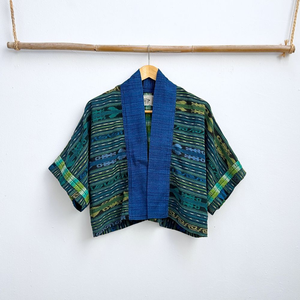 The Aiko Cropped Jacket: Corte 1 (S/M)