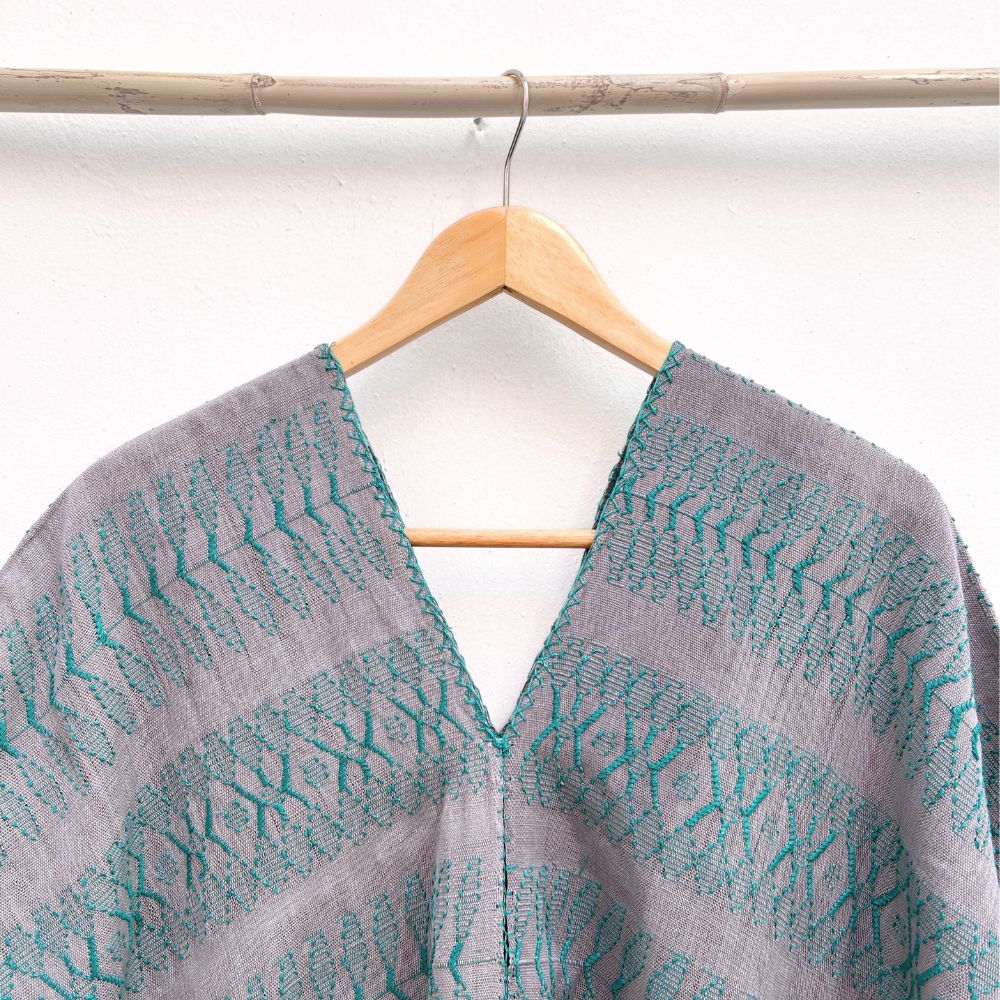 Picbil Cloud Blouse: Light Grey + Emerald (L)