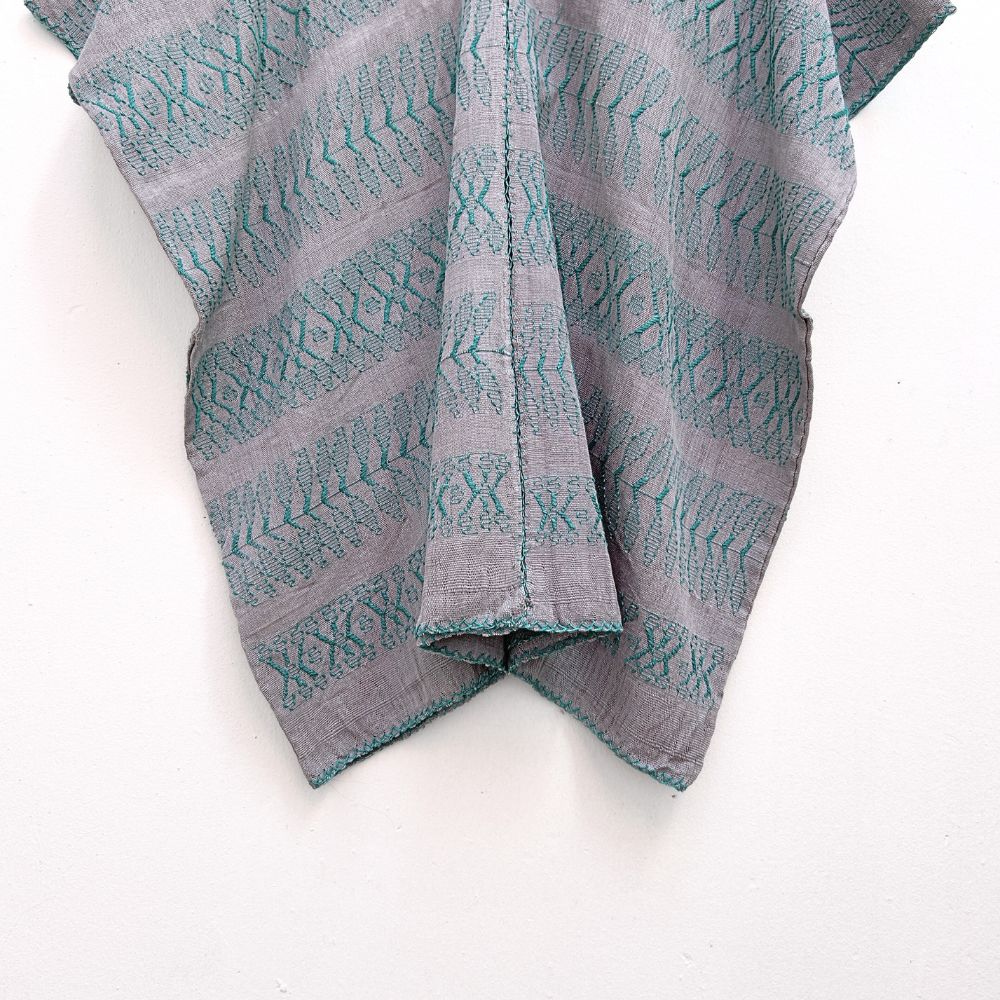 Picbil Cloud Blouse: Light Grey + Emerald (L)