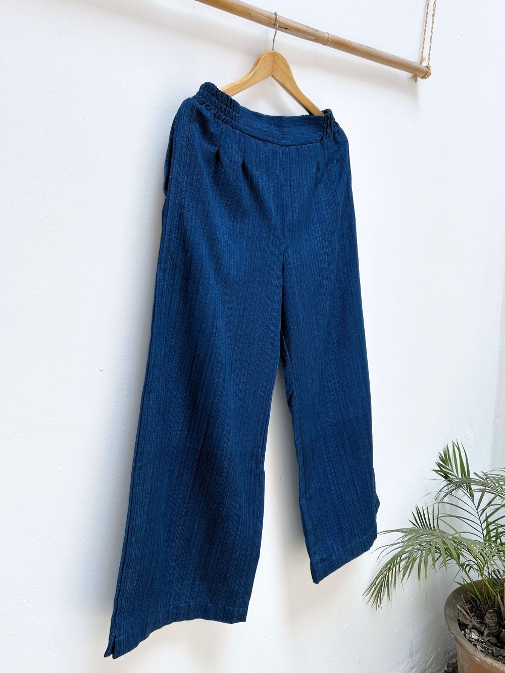 Trousers: Indigo + Pericón (L)