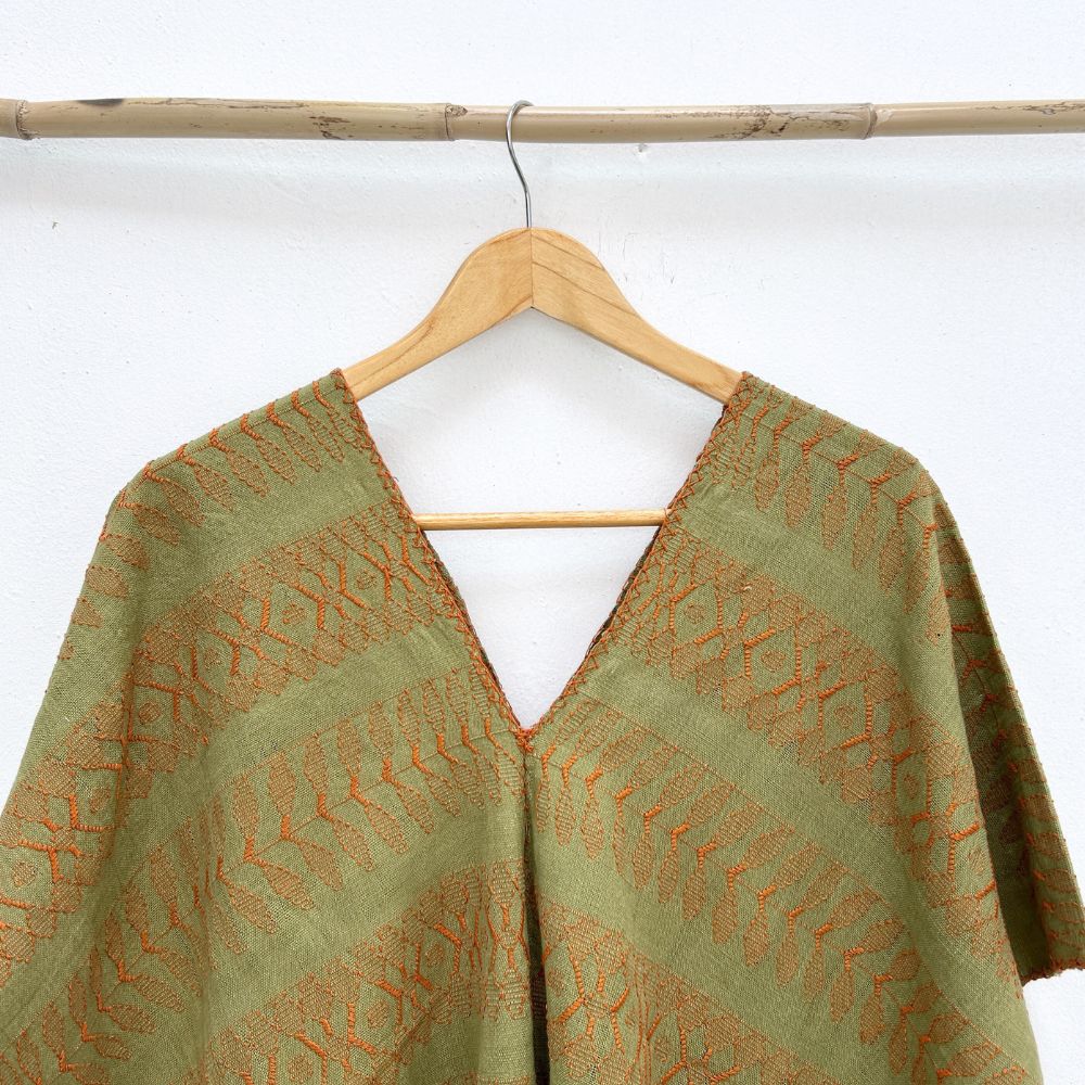 Picbil Cloud Blouse: Chilka + Pericon (L)
