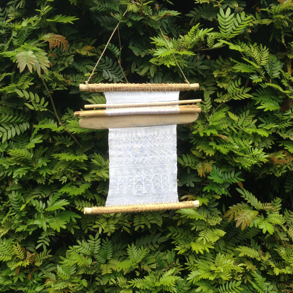 Mini Loom in Original White