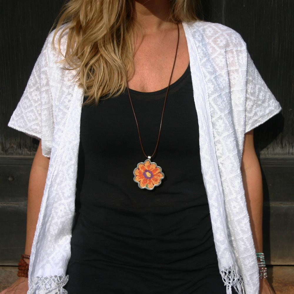 Summer Cardigan in Classic White (M)