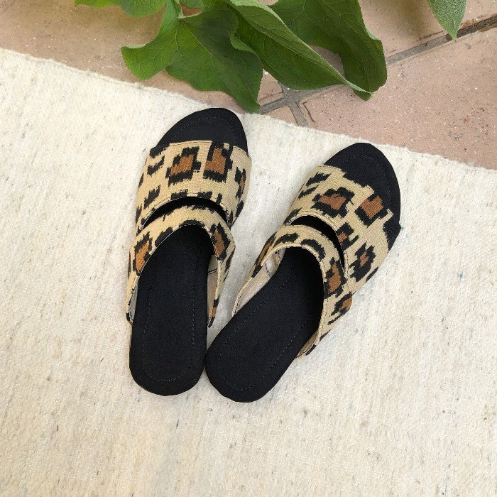 Sandals 6 in size 39