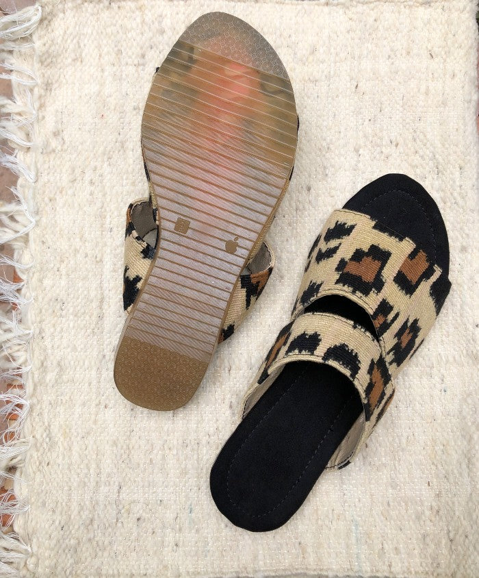 Sandals 6 in size 39