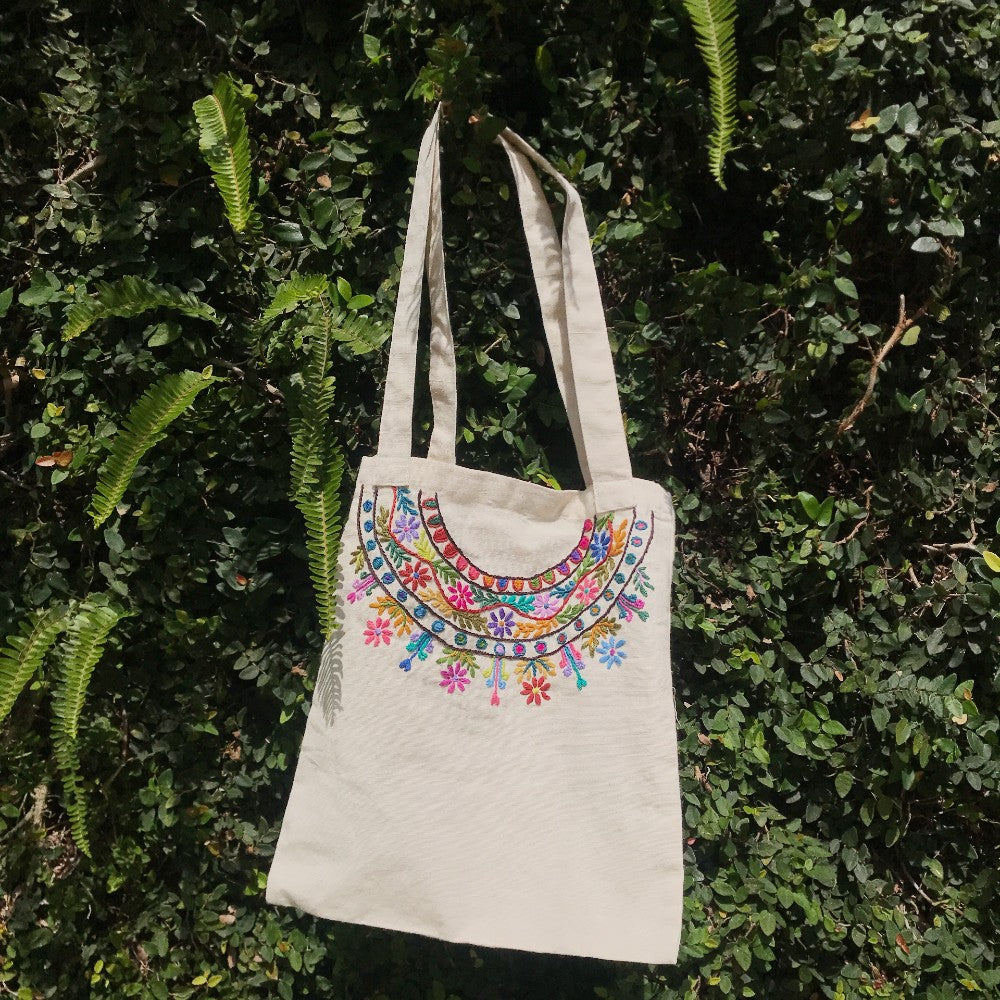 Private Class: Traditional Tote Embroidery with Claribel