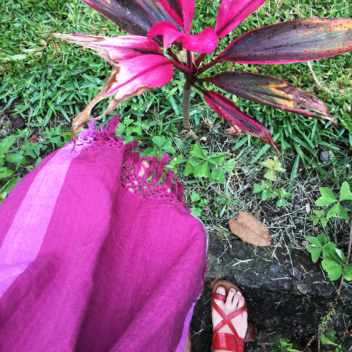 Naturally-dyed Footloom Scarf