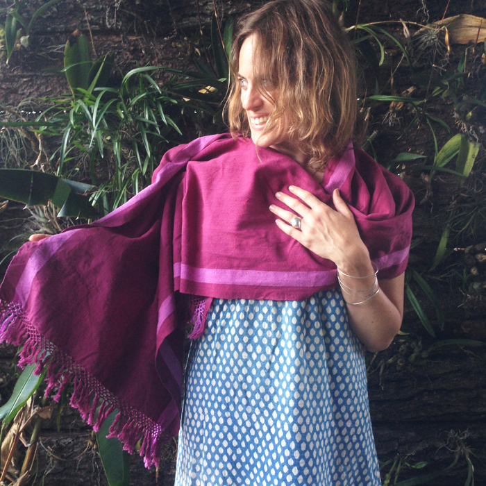 Naturally-dyed Footloom Scarf
