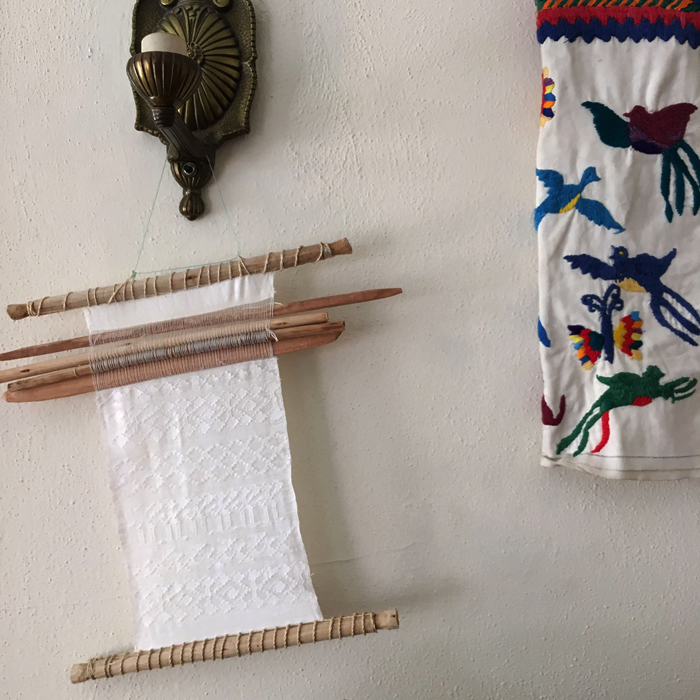Mini Loom in Original White