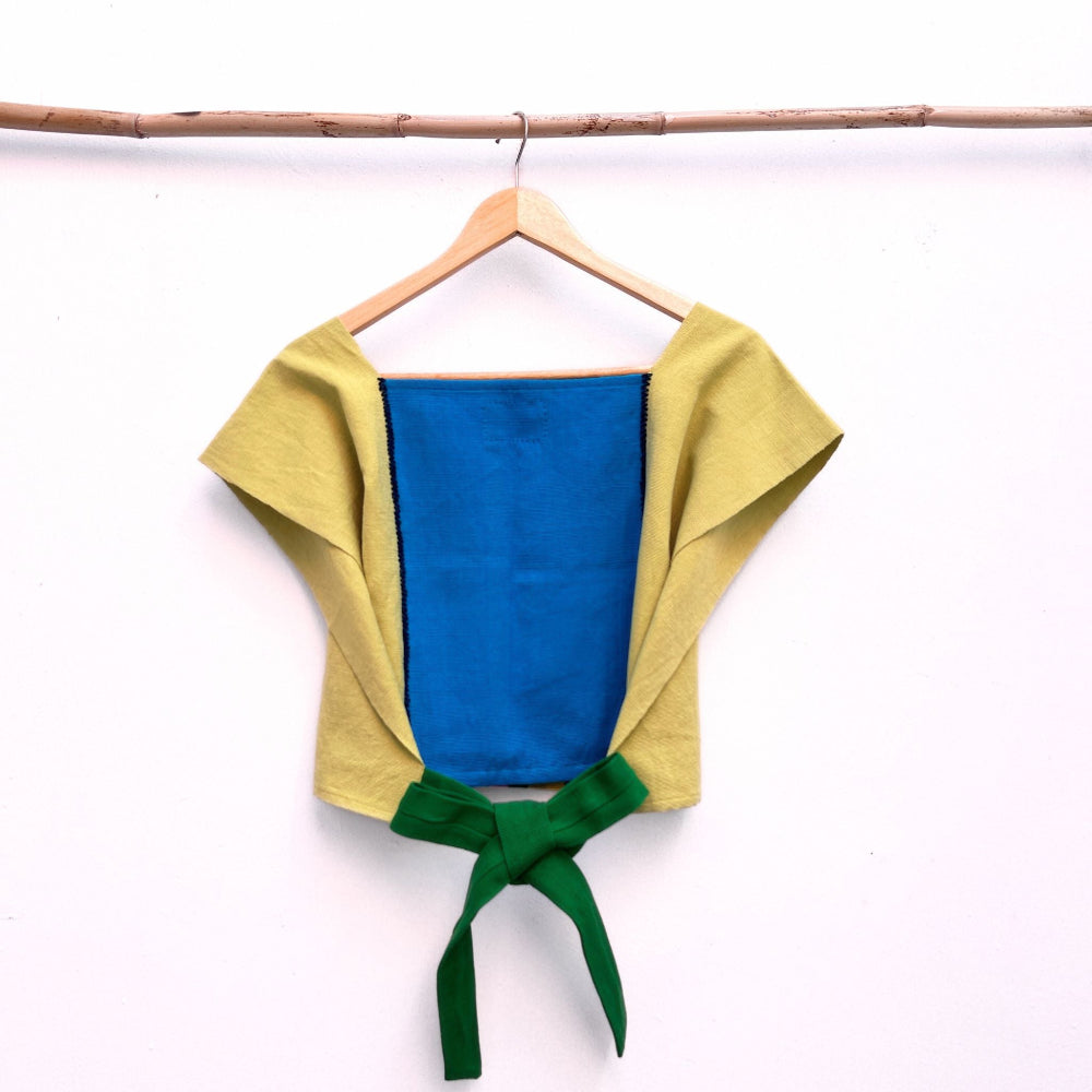 Mariposa Top: Pear