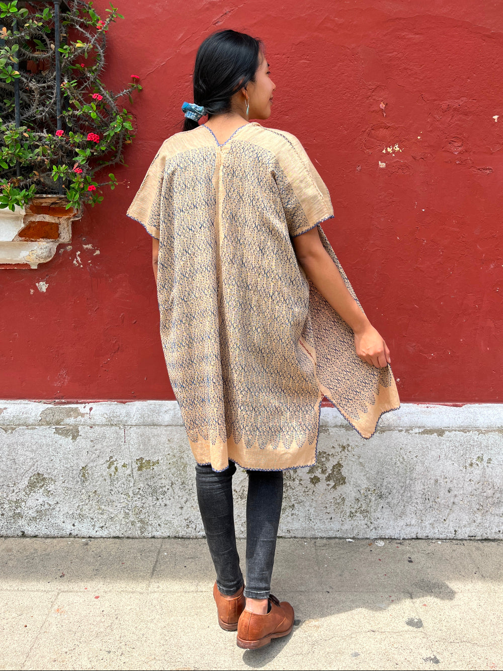 Medium-length Summer Cardigan: Coconut + Indigo