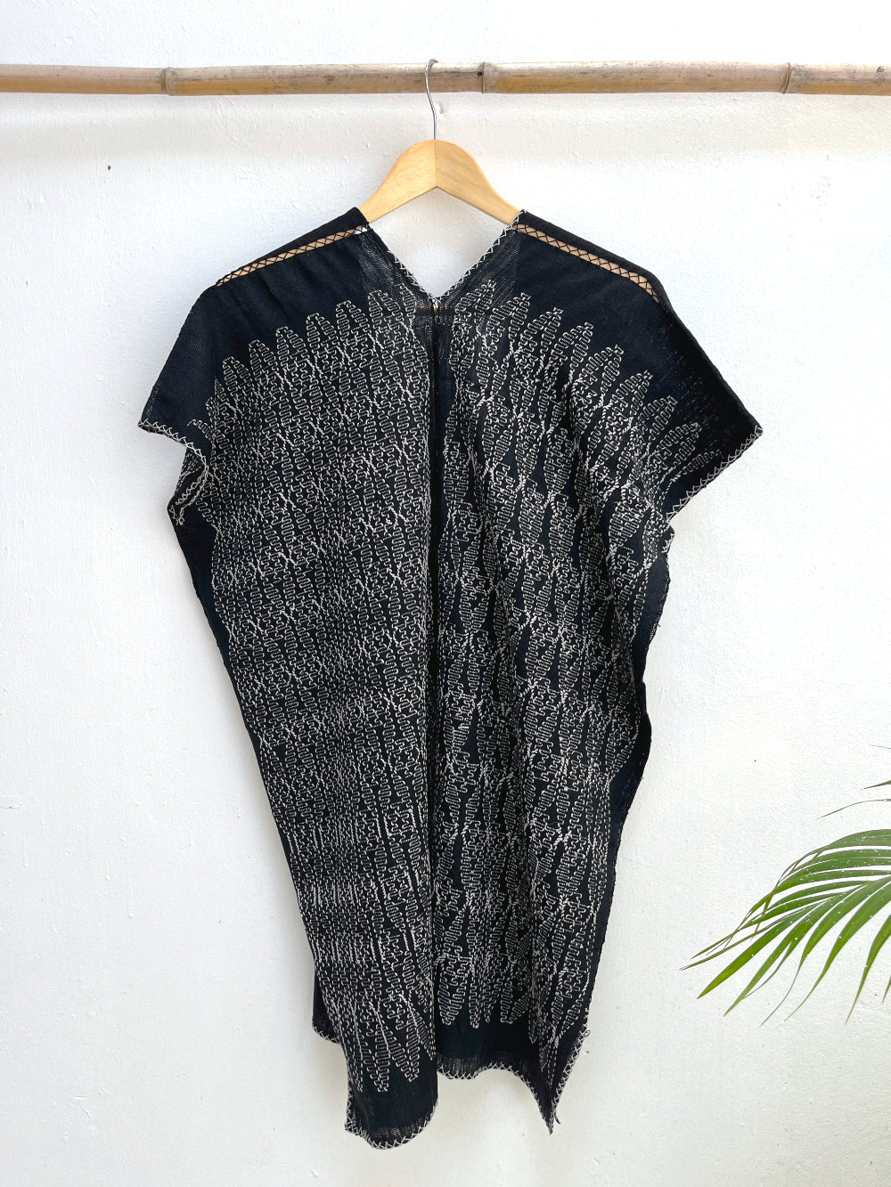 Medium-length Summer Cardigan: Black + Light Grey