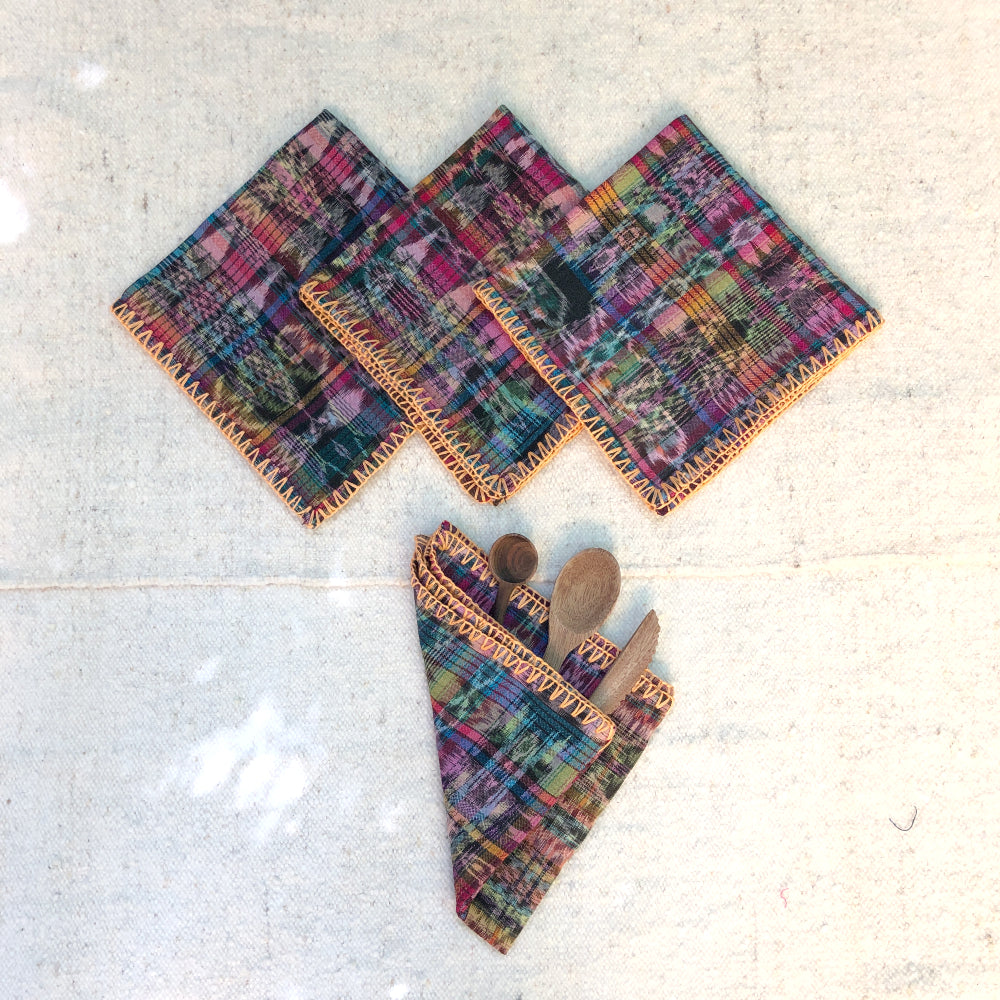 Hand-embroidered Corte Napkins: Colorful jaspe (set of 4)