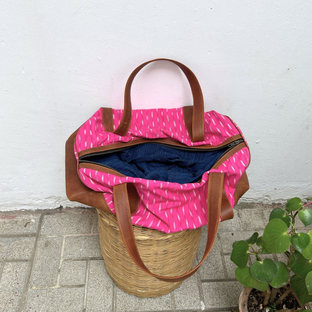Duffel Bag in Bougainvillea