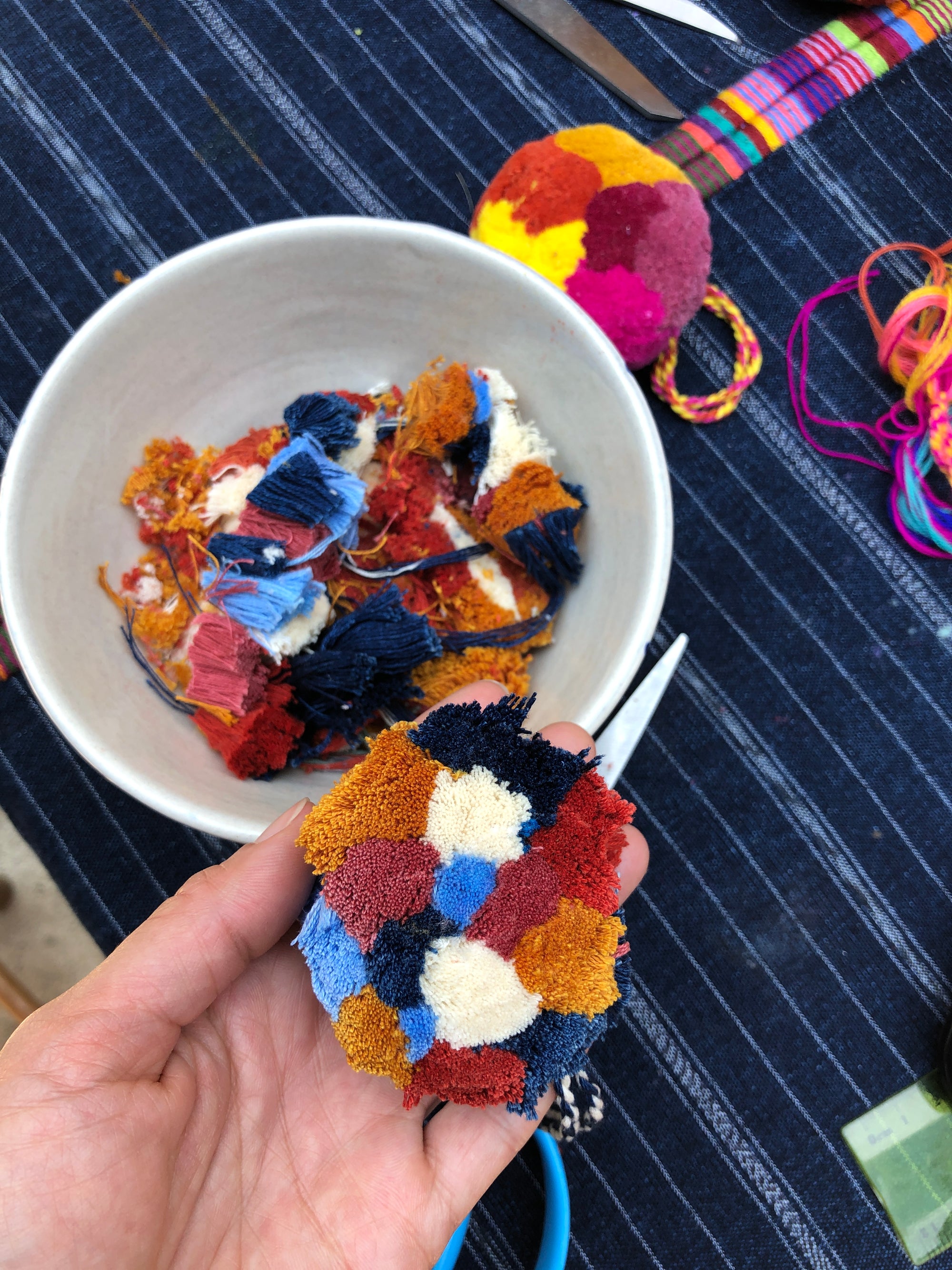Small group Chajul-style Pompoms with Chato / TBD