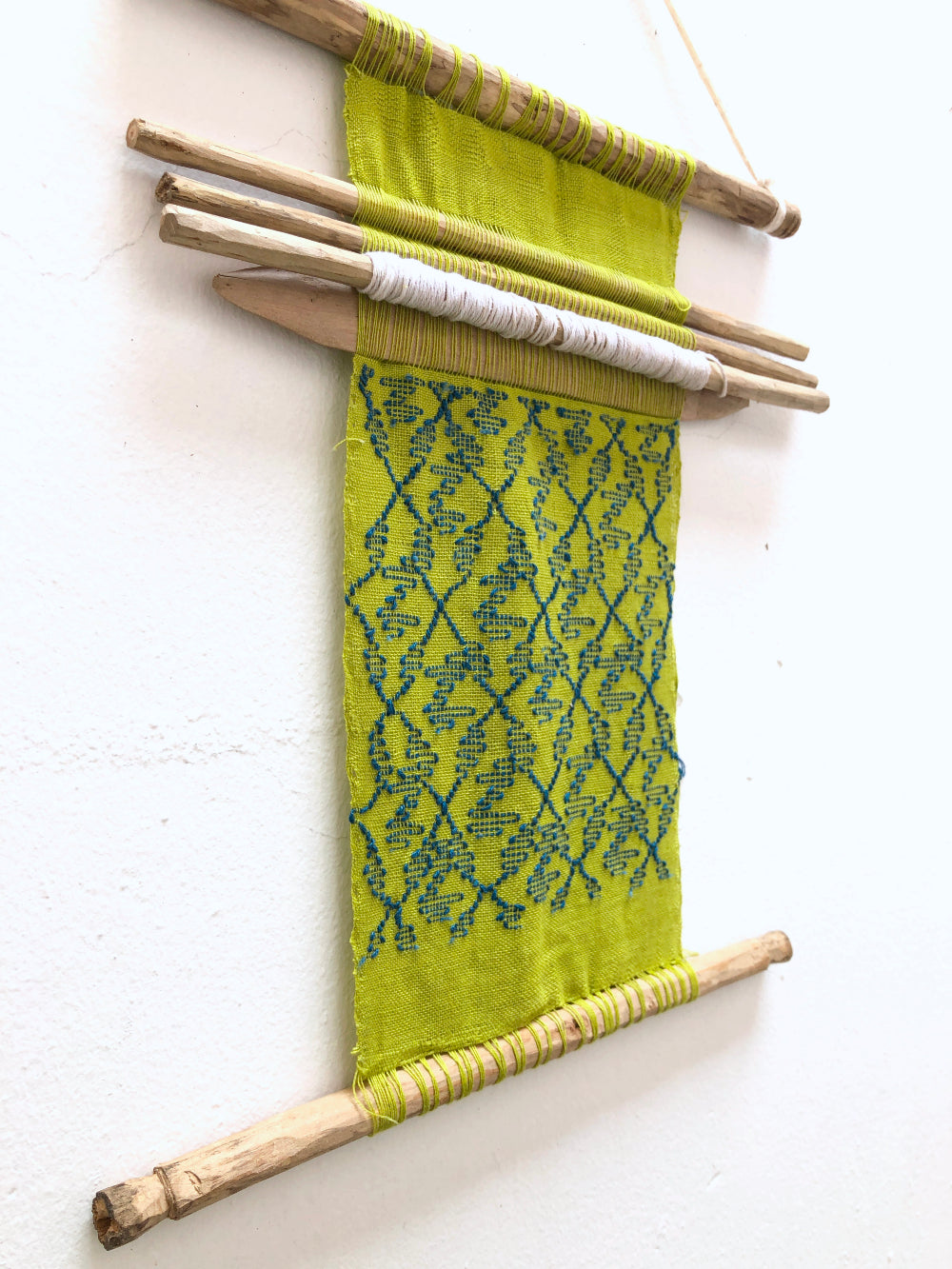 Mini Picbil Loom: Naturally-dyed Green lime & Indigo