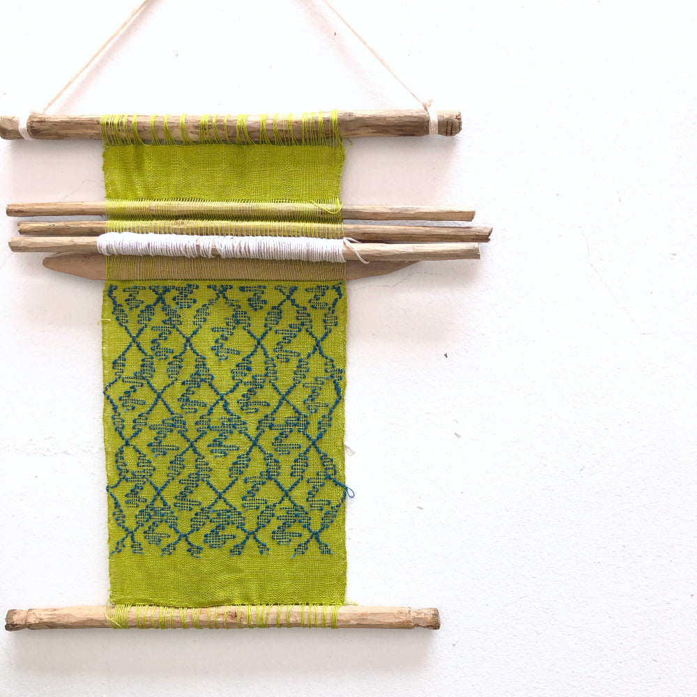 Mini Picbil Loom: Naturally-dyed Green lime & Indigo