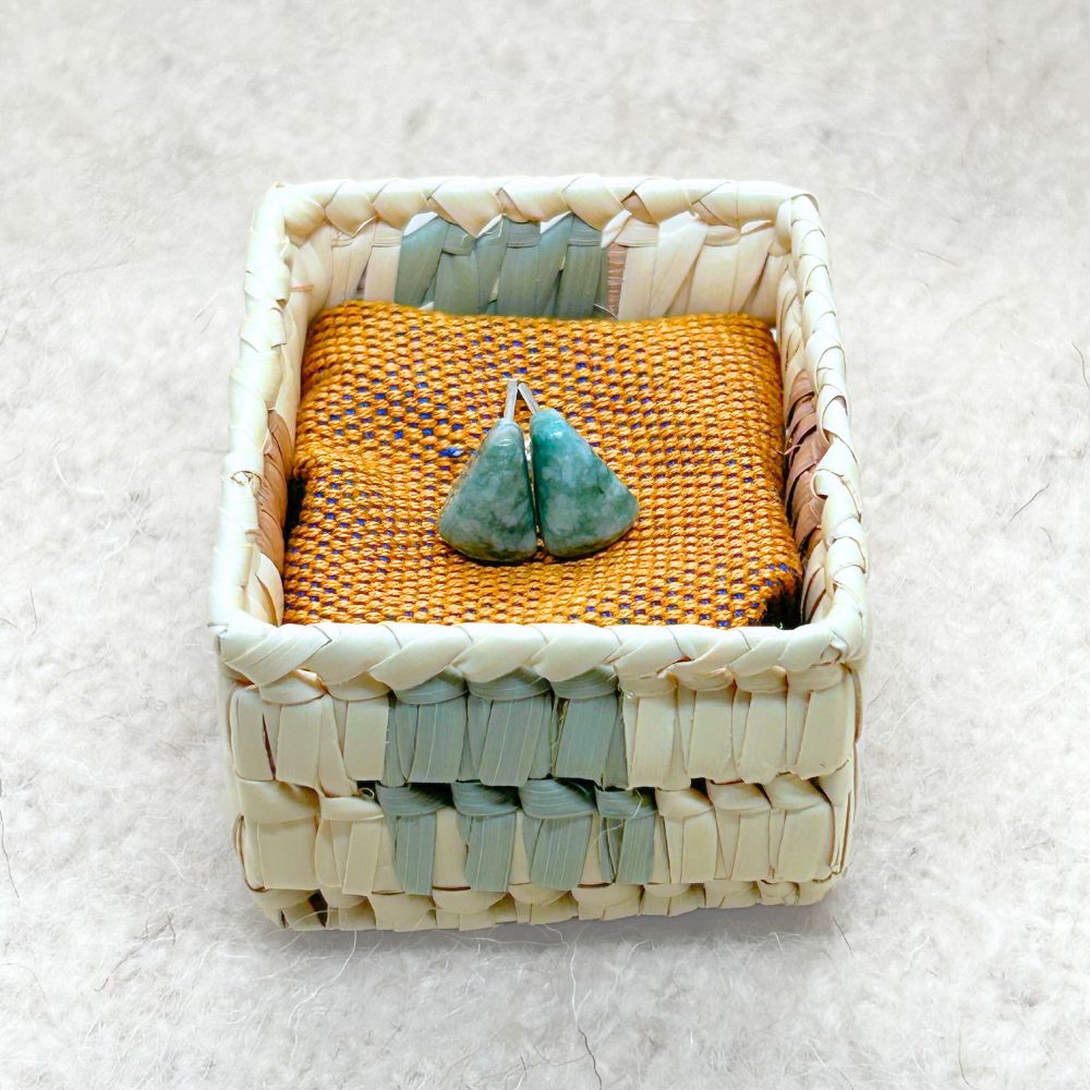  Pear-Shaped Medium Green Jade Stud Earrings on a Woven Palm Basket 