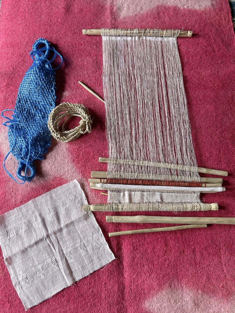 Beginner’s Weaving Kit – The Crafty Kit Company