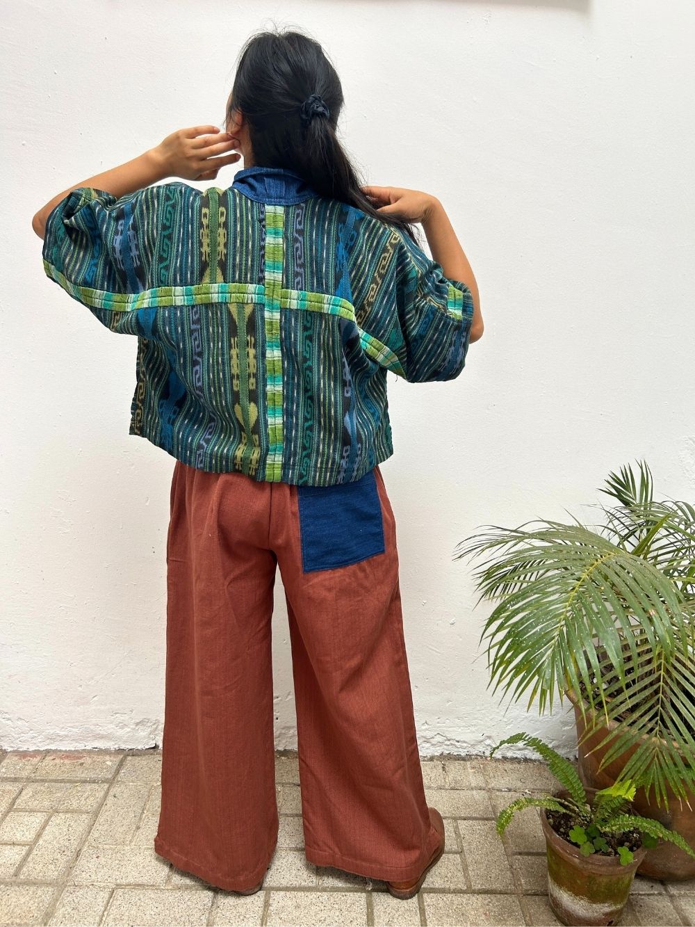 The Aiko Cropped Jacket: Corte 1 (S/M)