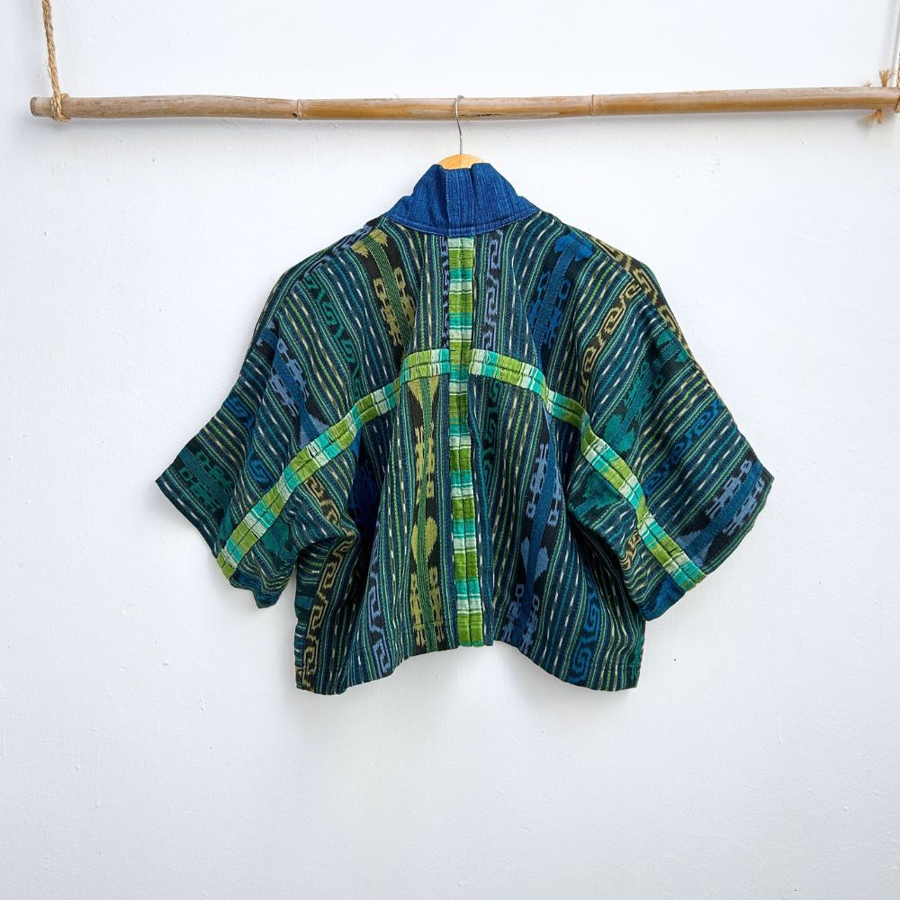 The Aiko Cropped Jacket: Corte 1 (S/M)