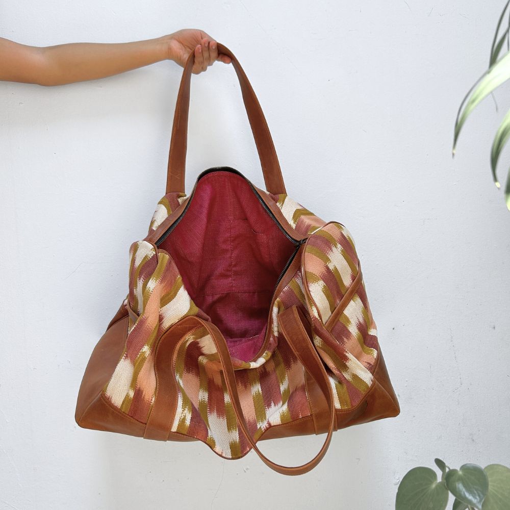 Duffel Bag in Coffee Fields Ikat