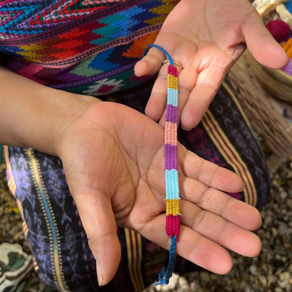 Private Class: Weave your own "pulsera" bracelet / Contact us to schedule