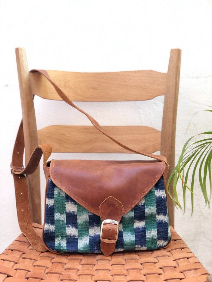 Crossbody in Agua Ikat