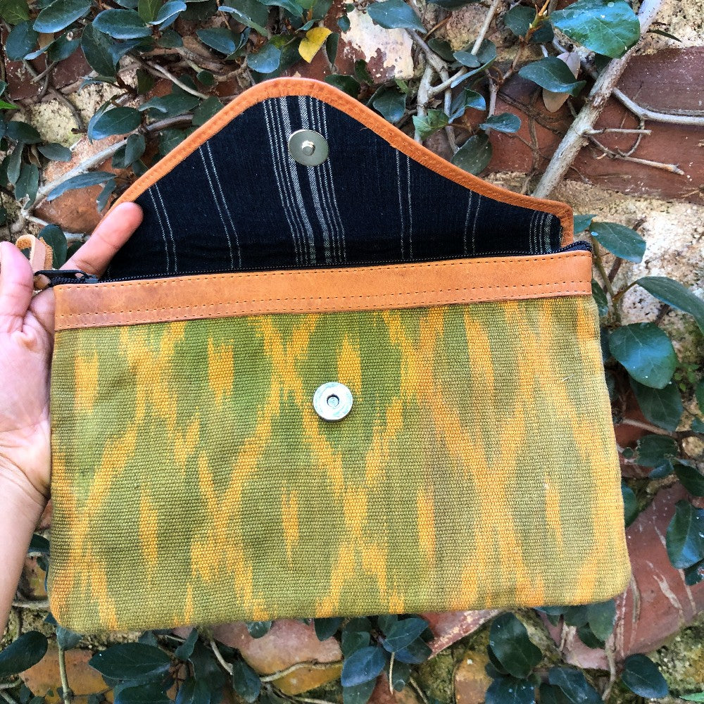 Clearance - Envelope Clutch in Forest