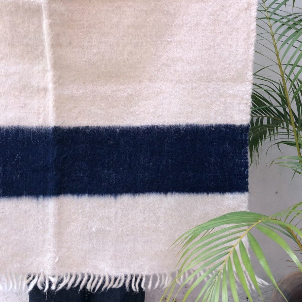 Cozy Wool Wrap: Natural White and Blue